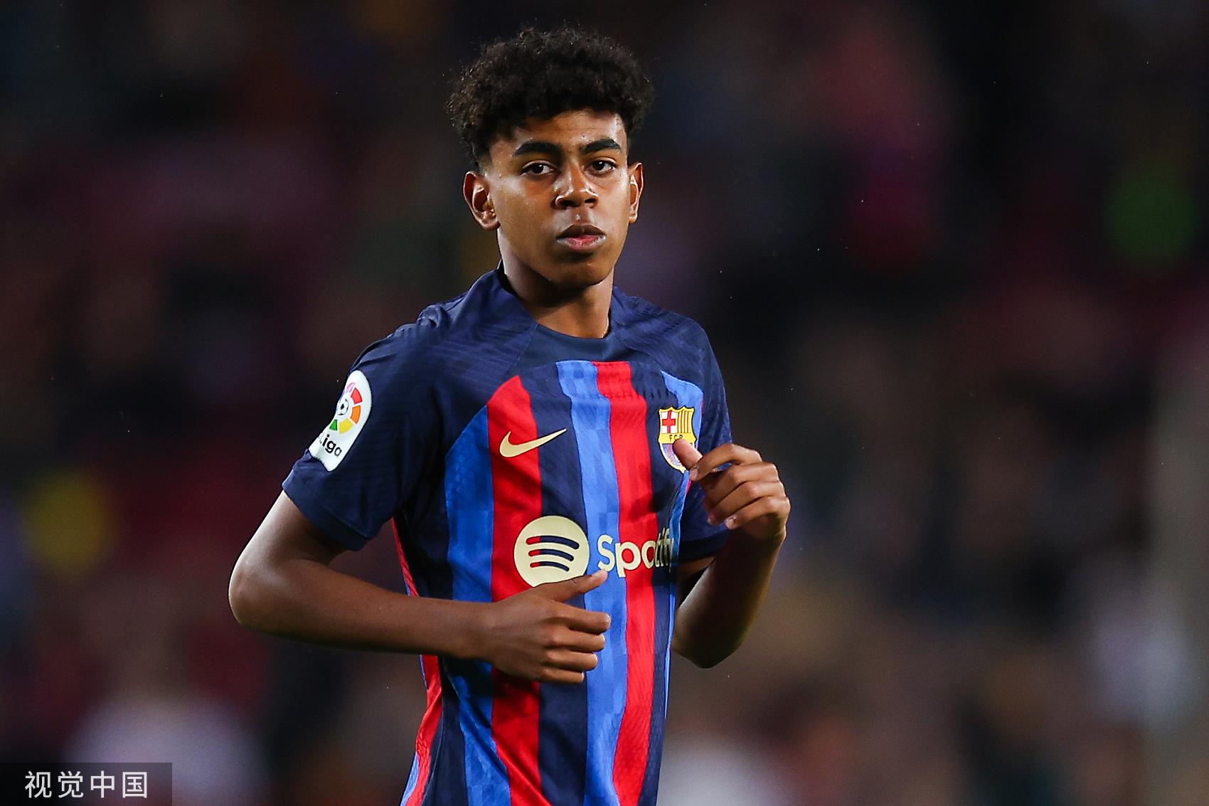 周边消费与 周边消费与