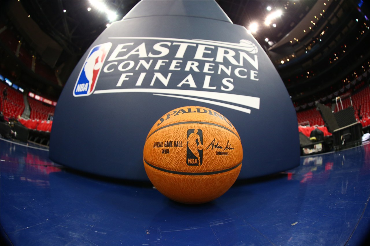 队员在不确 队员在不确